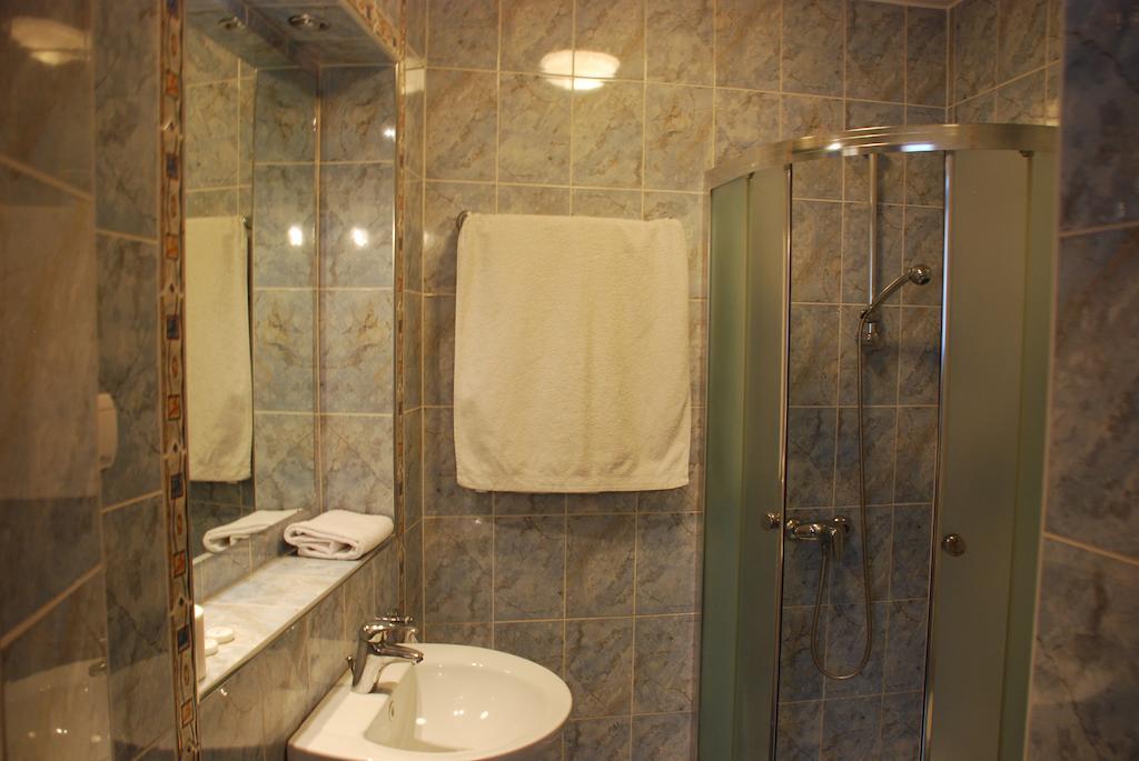 Hotel Hawana Bydgoszcz Ruang foto